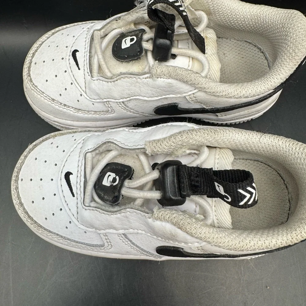 Air Force 1  Utility Nike White/Black Baby Toddler Sz 6C CU5289-104 Used Yr 21